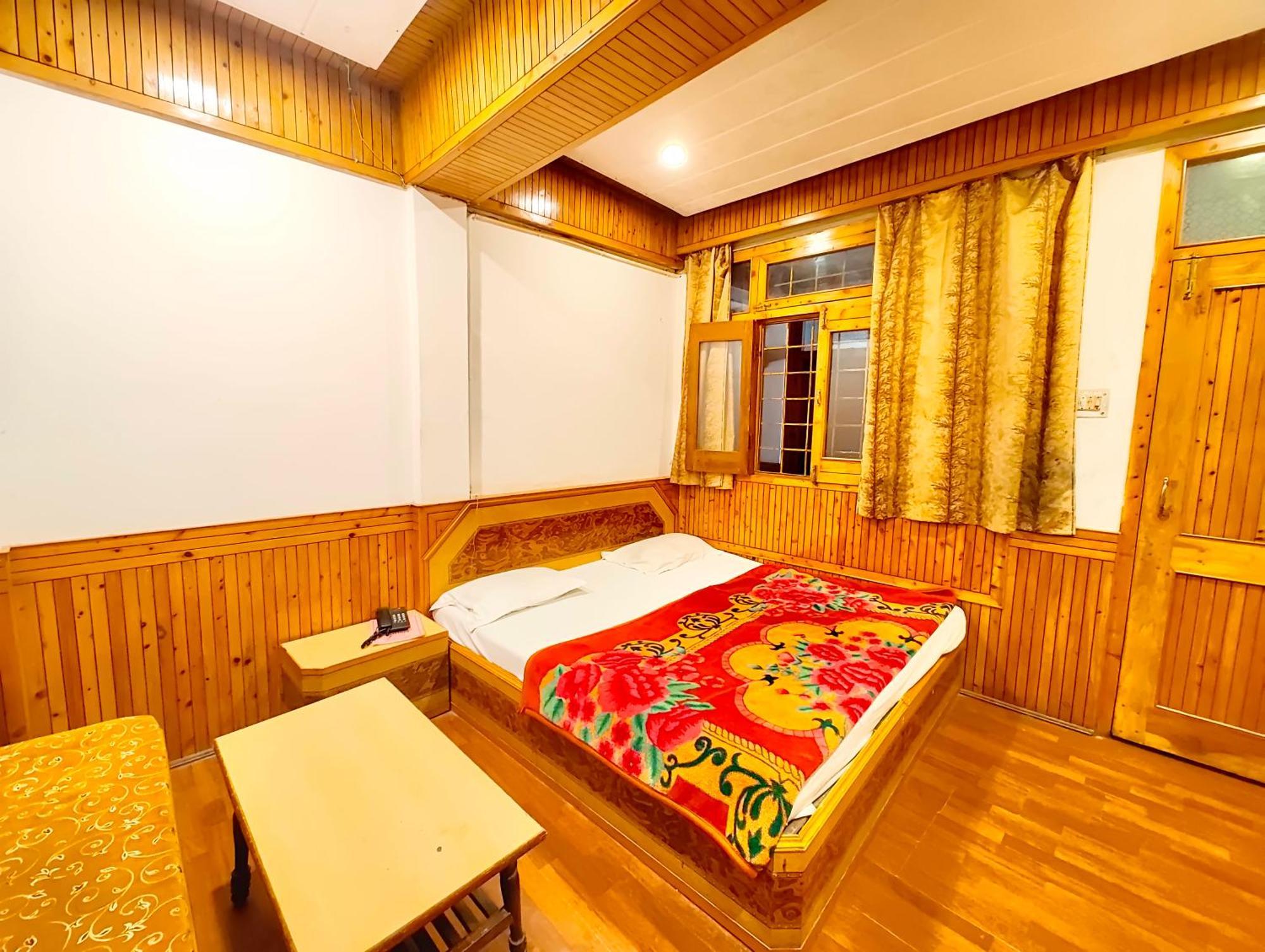 Hotel Shalimar The Mall Road 나이니탈 외부 사진